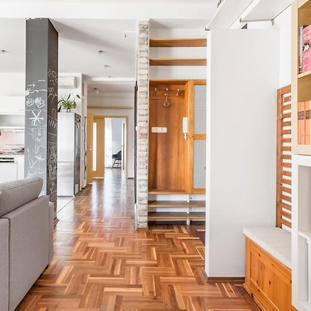 Relax Into Loft Living At A Light-Filled City Escape بودابست المظهر الخارجي الصورة