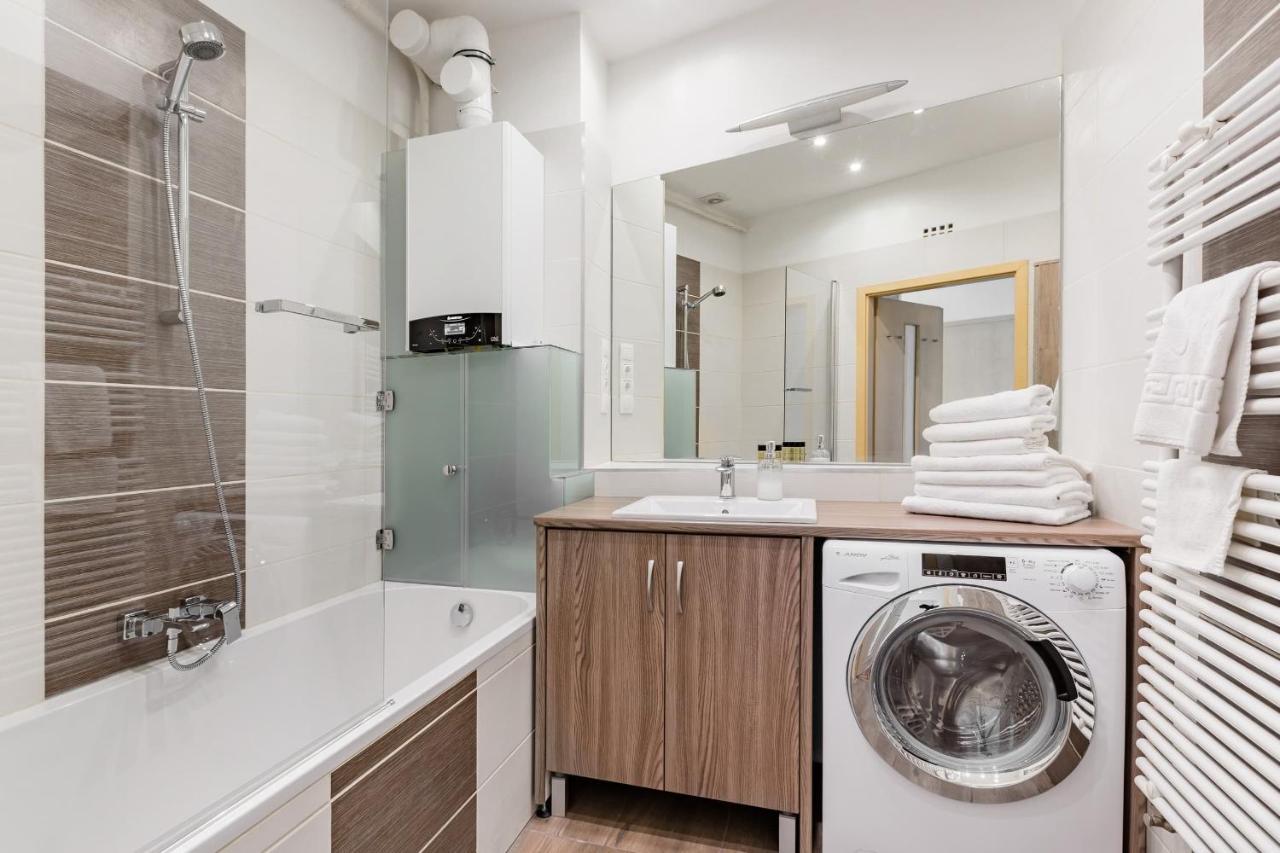 Relax Into Loft Living At A Light-Filled City Escape بودابست المظهر الخارجي الصورة