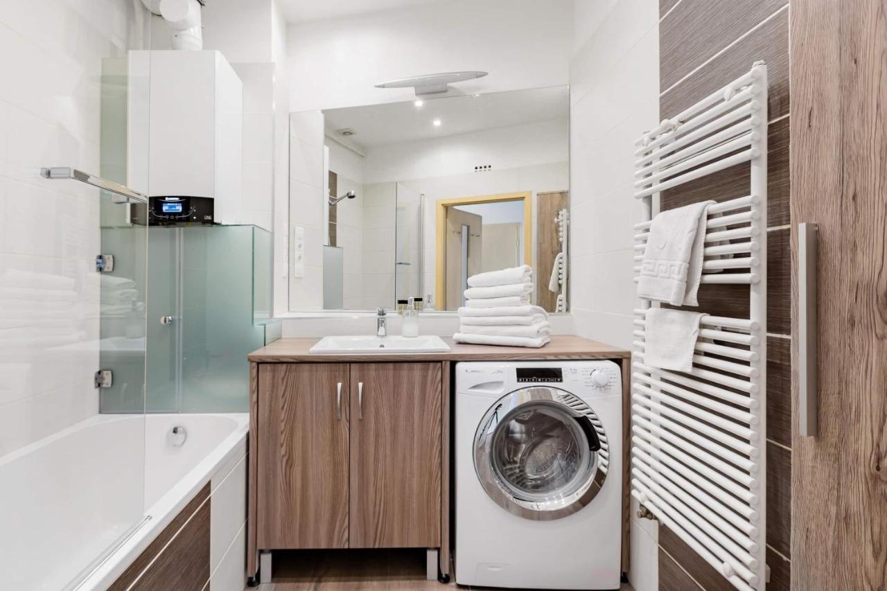 Relax Into Loft Living At A Light-Filled City Escape بودابست المظهر الخارجي الصورة